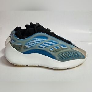 adidas Yeezy 700 V3 'Arzareth' G54850 Size 4 Or Womens 5.5